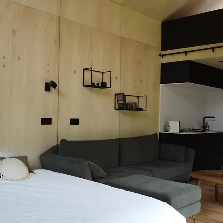 Experience Insolite - La Tiny De Perrine Et Julien *